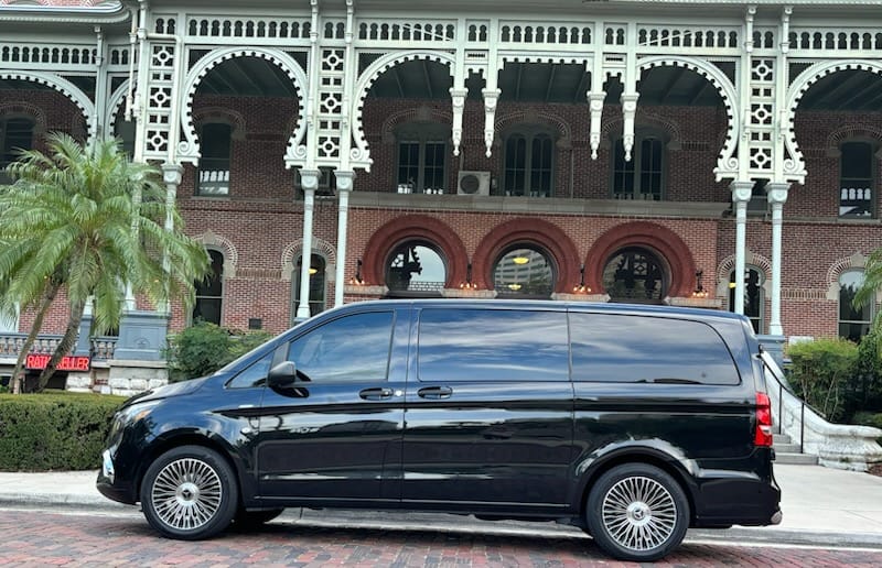 Mercedes Metris - MERCEDES RENTAL TAMPA