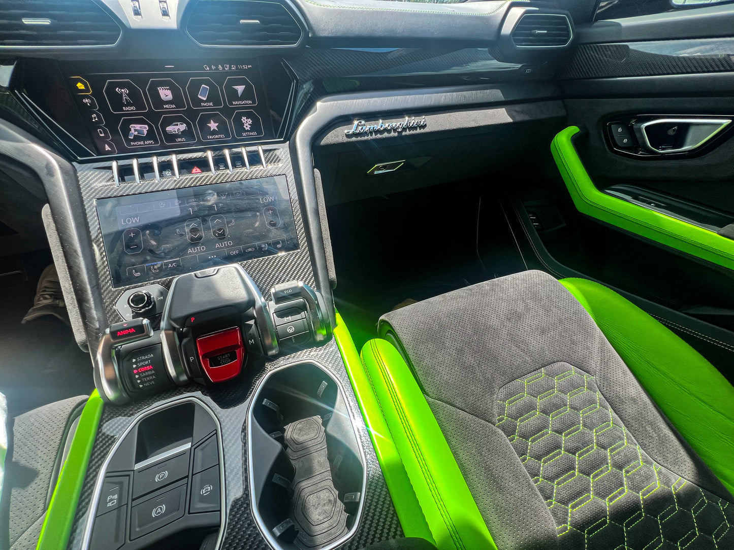 2022 Lamborghini Urus S
