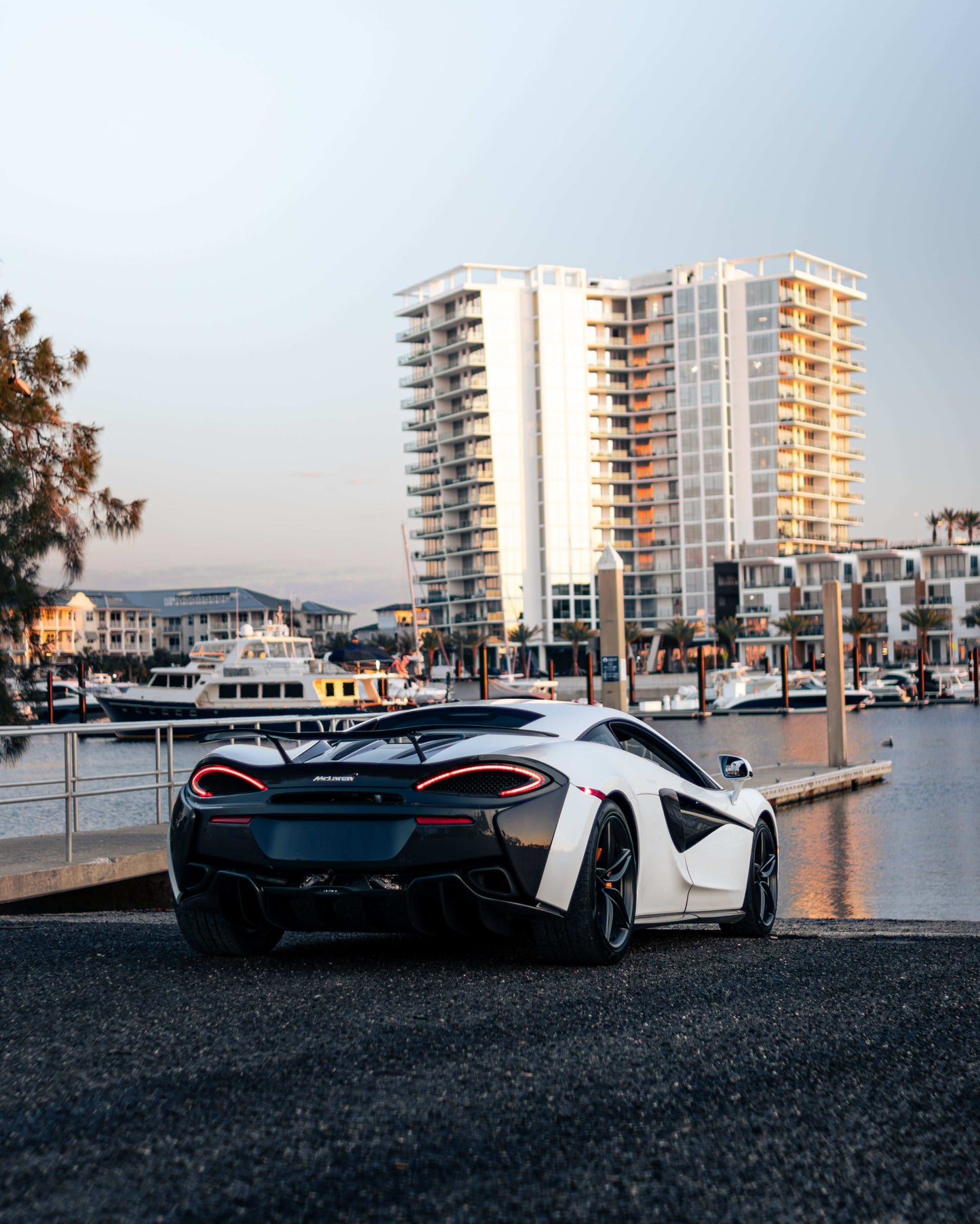Mclaren 570s - Mclaren for Rent in Tampa