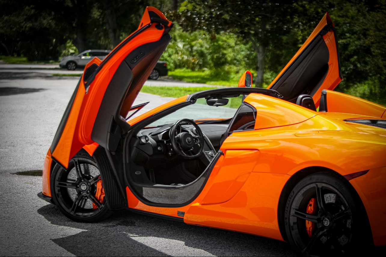 mclaren side view open doors