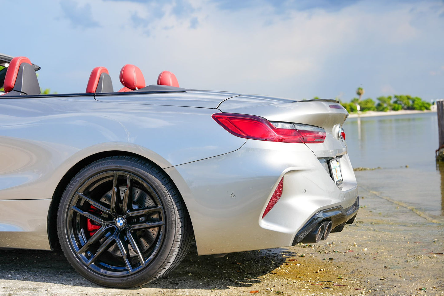 2022 BMW M8 Convertible – Rent in Tampa