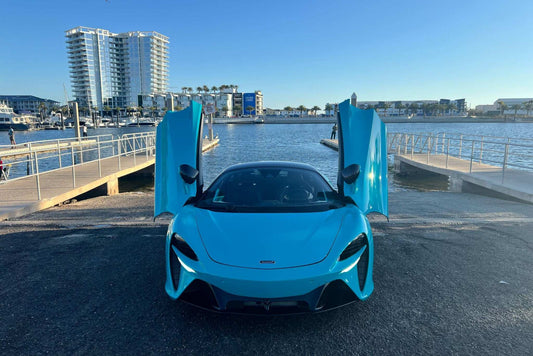 A Perfect Weekend in Sarasota With a Luxury Rental Car