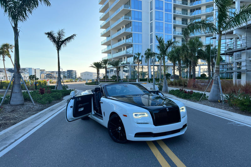 2017 Rolls-Royce Dawn - three quarter front - white rolls-royce dawn