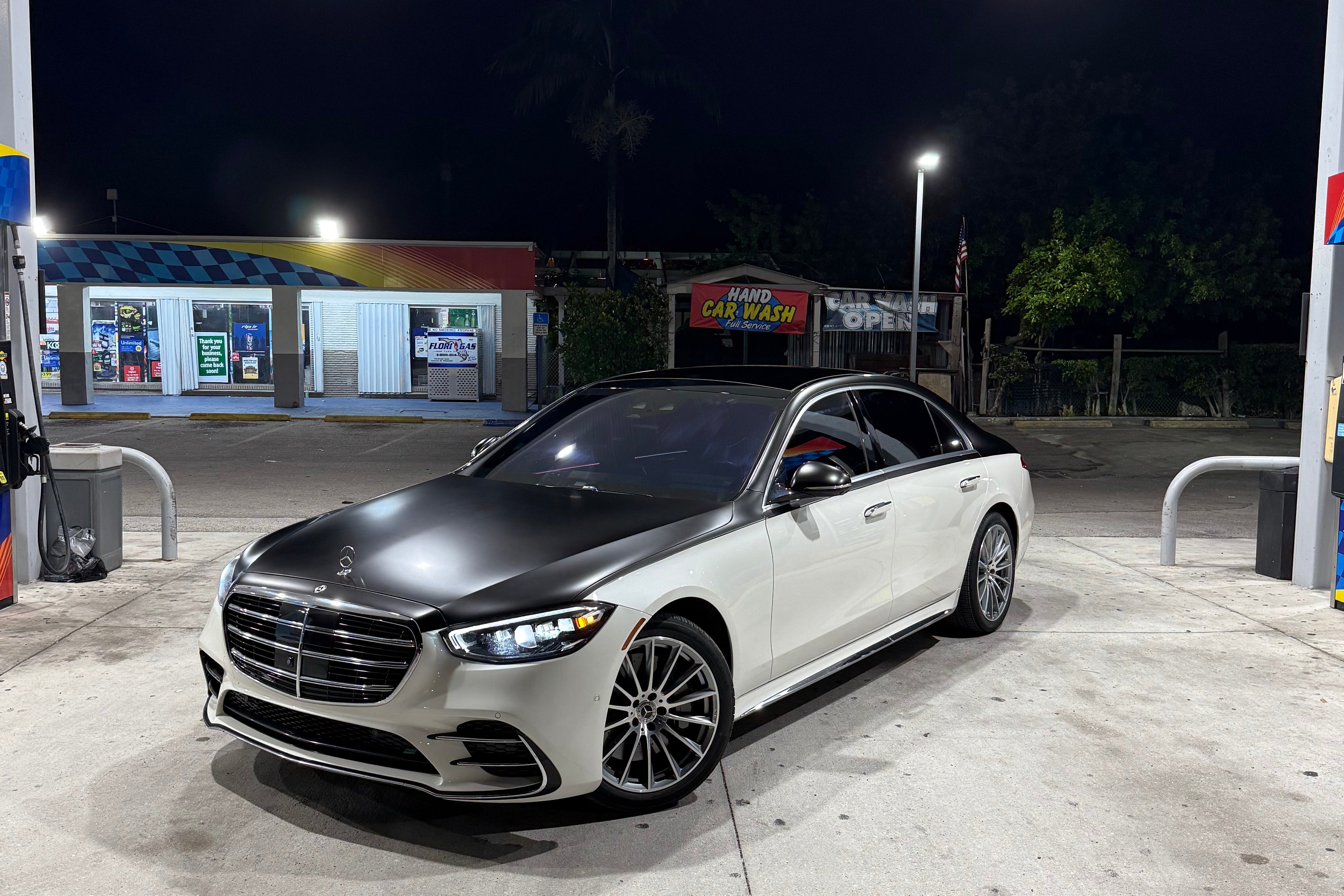 Mercedes S580 Rental Miami | Two-Tone Luxury Sedan – Exotics By