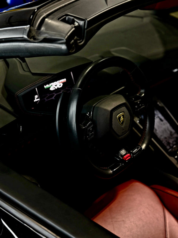 2020 Huracan EVO Spyder black cherry - interior - black lamborghini huracan-evo