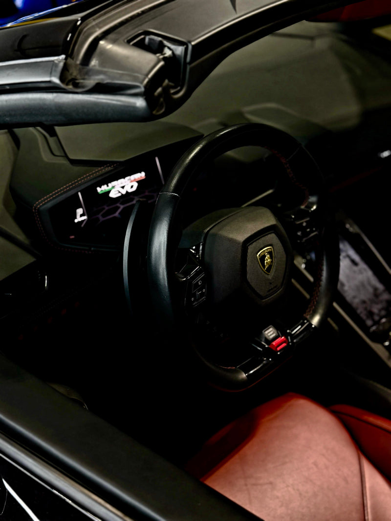 2020 Huracan EVO Spyder black cherry - interior - black lamborghini huracan-evo