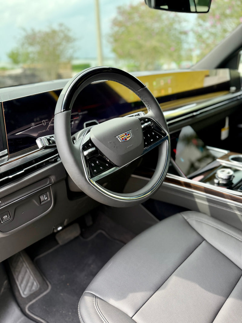 2025 Cadillac Escalade ESV w stars ✨ - interior - black cadillac escalade-esv