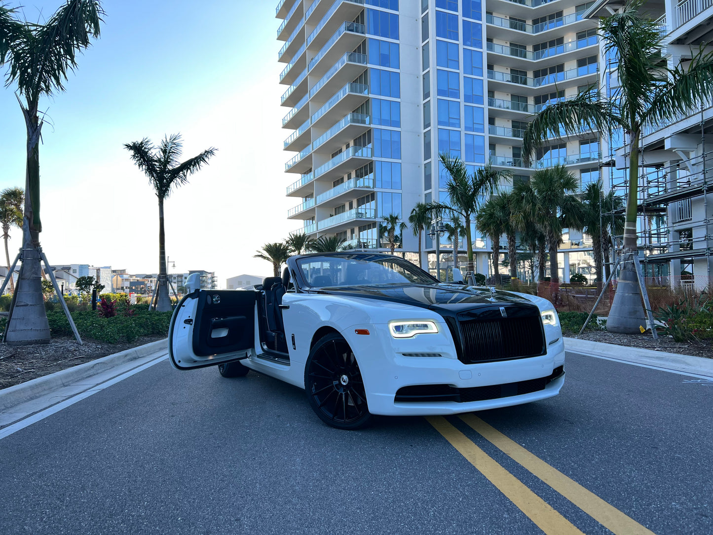 2017 Rolls-Royce Dawn