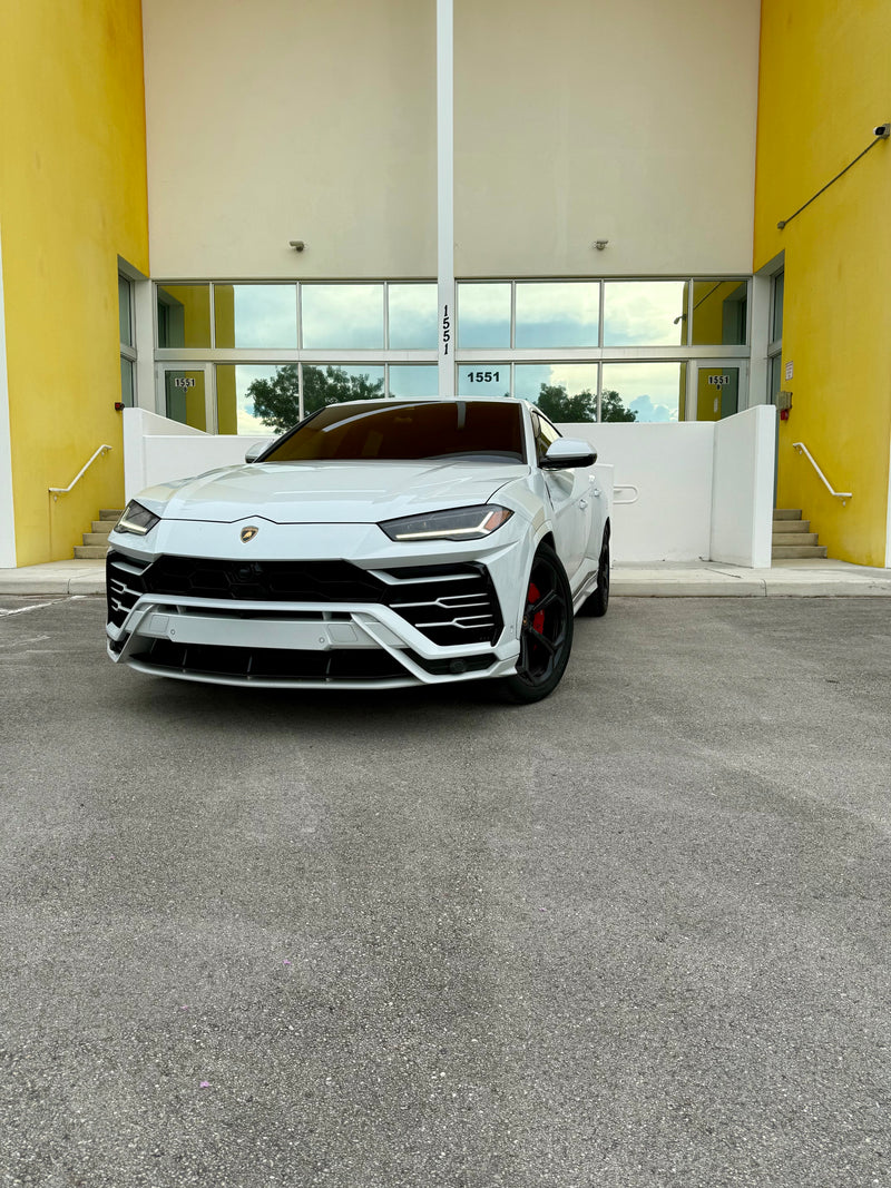 2020 Lambo Urus white panda with stars ✨ - three quarter front - white lamborghini urus