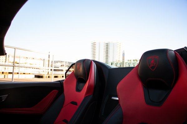 Lamborghini Huracan EVO Spyder Rental Tampa | V10 – Exotics By the Bay