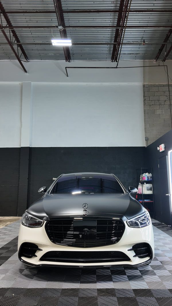 2022 Mercedes S580 two tone - front - two-tone mercedes s580