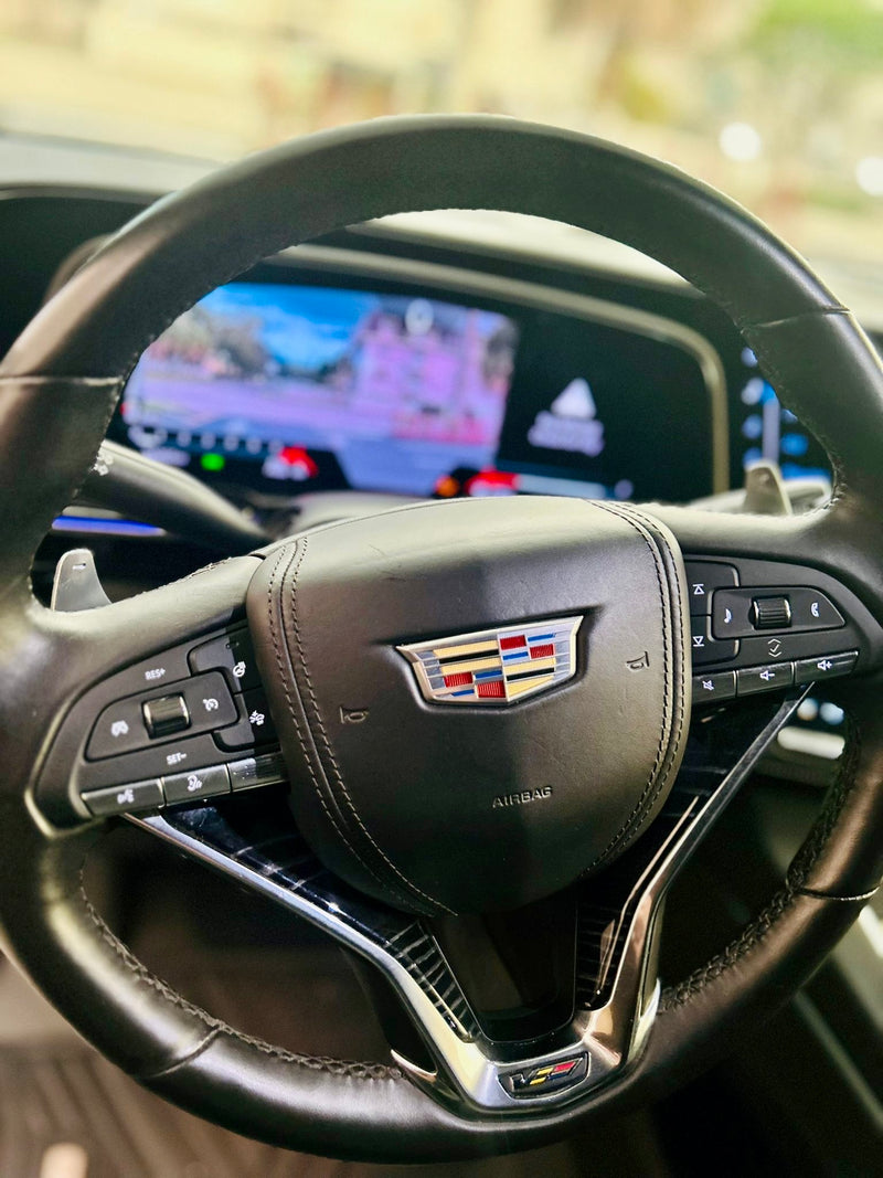 2023 Escalade V panda - steering wheel - black cadillac escalade-v